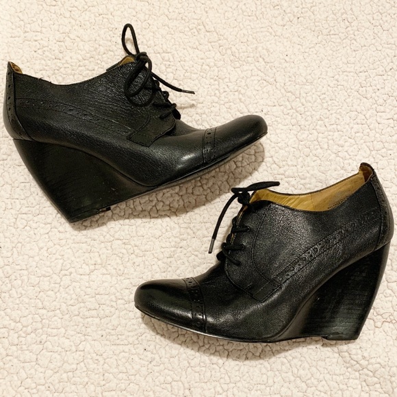 Shoes | Nine West Black Wedge Oxfords 